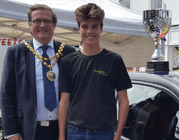 Clover Autos Sponsor Lochlan Bearman